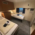 Hotelboat Iris * Amsterdam