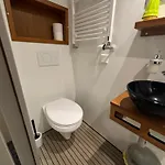 Szálloda Hotelboat Iris *