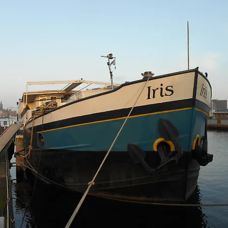 Hotelboat Iris Otel *