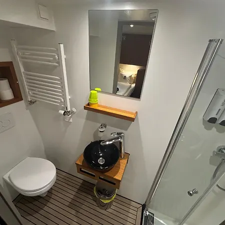 Hotelboat Iris Amsterdam