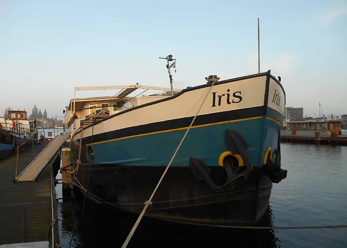Hotelboat Iris Hotel *