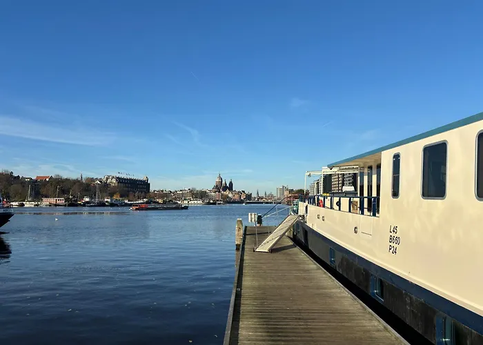 Hotelboat Iris Hotel