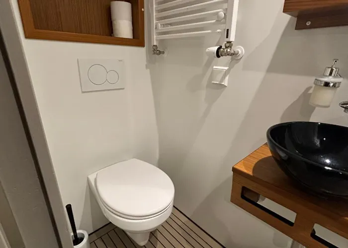 Hotel Hotelboat Iris *