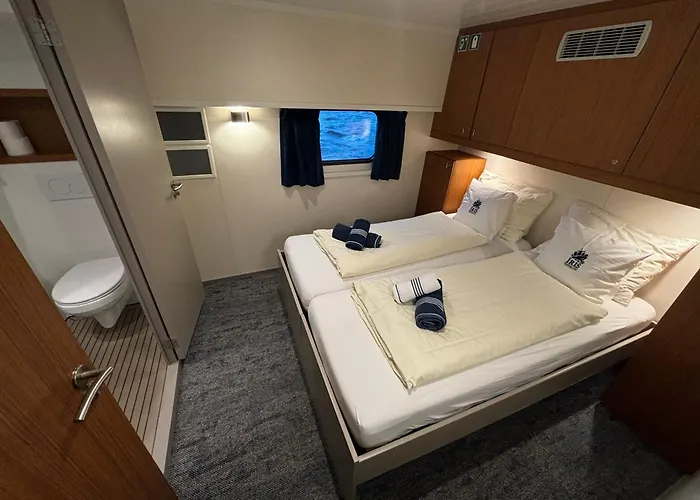 Hotel Hotelboat Iris Amsterdam