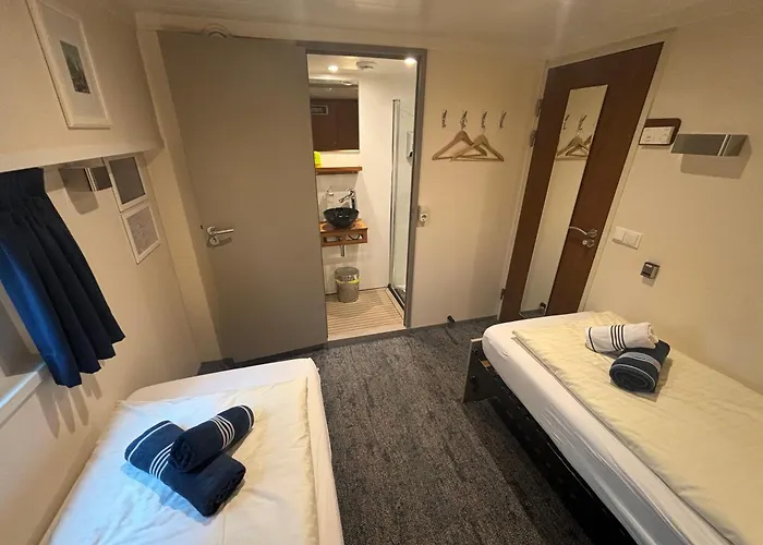 Hotelboat Iris Hotel